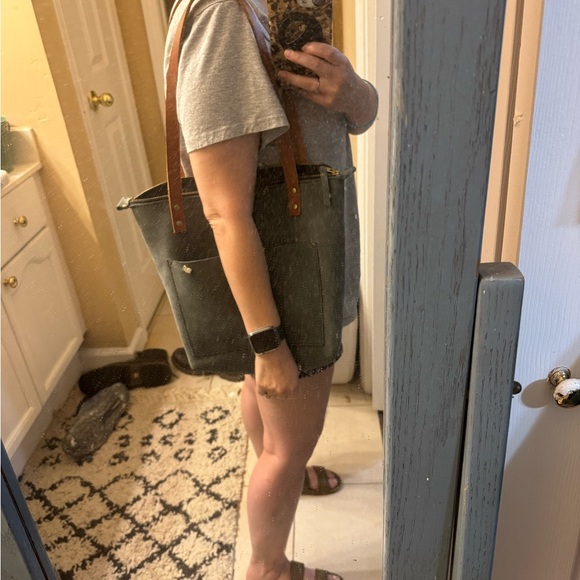 Portland Leather Goods Tote - Picture 5 of 5